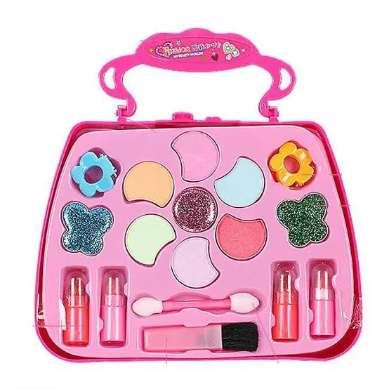Makeup%20Beauty%20Set%20Toy%20Breifcase%20Real%20Makeup%20Toy%20Set%20For%20Kids%20-%20F10621%20-%20Image%206