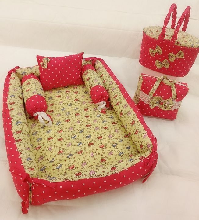 Baby%20nest,%20Snuggle%20Bed,%20Baby%20play%20mat,%20Baby%20bedding,%20square%20shaped%20baby%20nest%20-%20Image%204