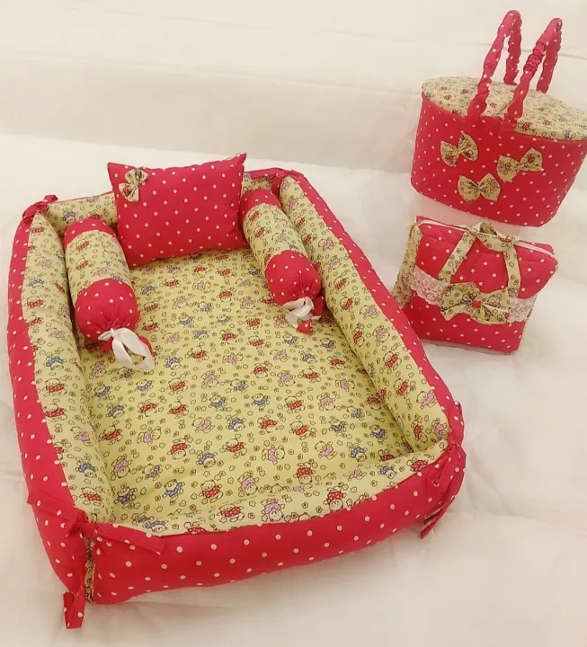 Baby%20nest,%20Snuggle%20Bed,%20Baby%20play%20mat,%20Baby%20bedding,%20square%20shaped%20baby%20nest%20-%20Image%204