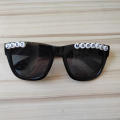 Fashionable Wedding Sunglasses Bride and Groom Personalized Novelty Bridal Glasses Themed Decorative Groom Sunglasses for Bridal Shower Wedding Party Bachelorette Event Photo Props Bridal Accessory. 