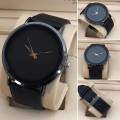 black leather Luxury Watch For Unisex Rs. 19. 