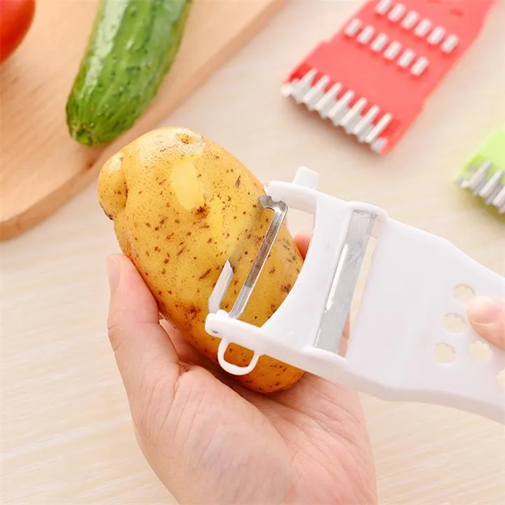 5%20In%201%20Grater/Cutter/Peeler/Slicer%20For%20Vegetable%20&%20Fruit%20-%20Image%206
