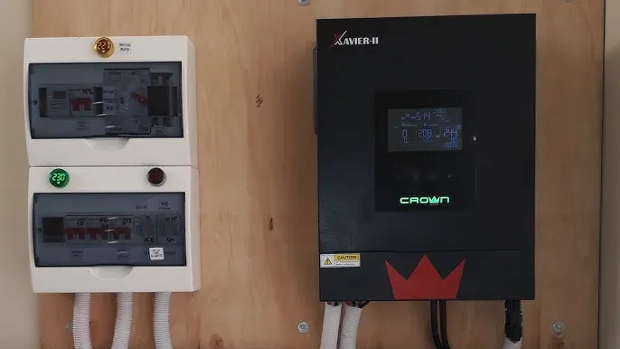 Crown%20Xavier%20II%205.6KW%20Hybrid%20Solar%20Inverter%20with%206000W%20PV%20-%20Image%203