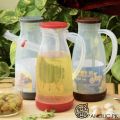 Jug Oil Jug Plastic (1000 ML) - Oil Container with Measuring Scale - Liquid Container for Oil, Water, Vinegar, Sauces, Honey, Condensed Milk, Juices, Milk, etc. with Lid & Handle - Plastic Jug. 