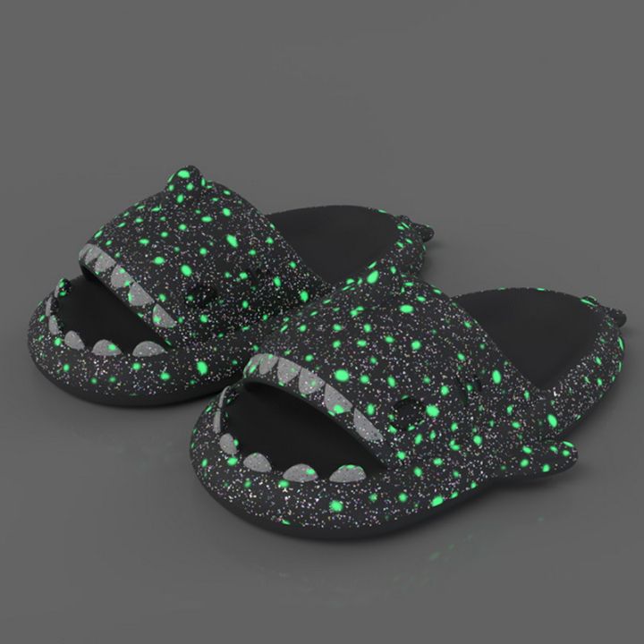 Fluorescence%20Shark%20Slippers%20Man%20Women%20The%20Dark%20Night%204cm%20Thick%20Soles%20Women%20Slipper%20Couples%20Home%20Flip%20Flops%20Luminous%20Shark%20Slides%20-%20Image%207