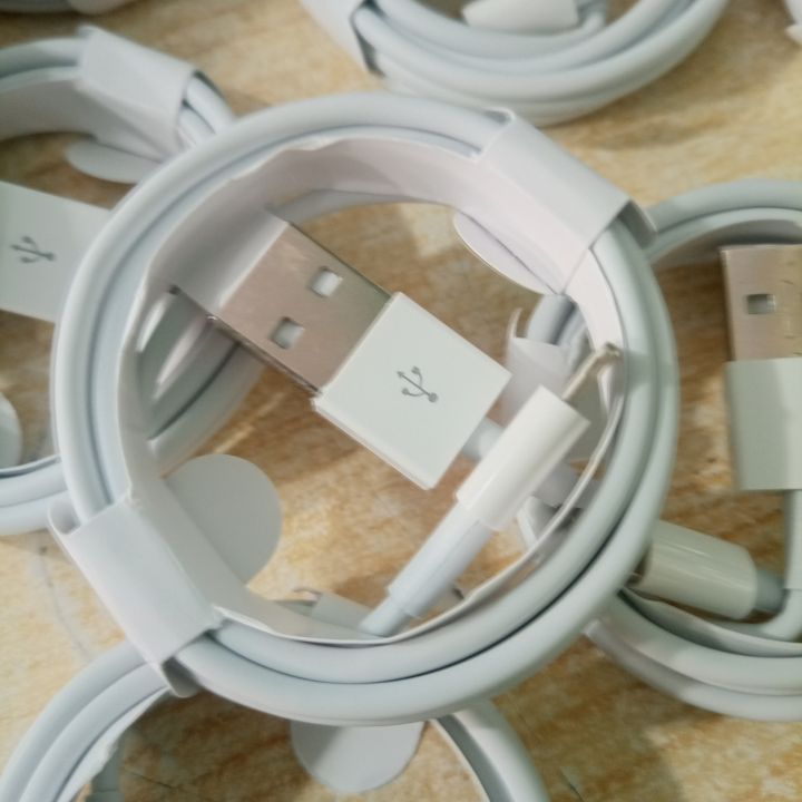 2 Pieces 100% Original  Fat Charging Cable for I phones Best In Quality Low in Price.
