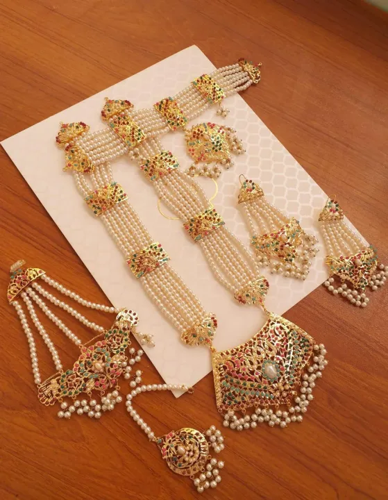 Indian%20Bridal%20Set%20-%20Image%204