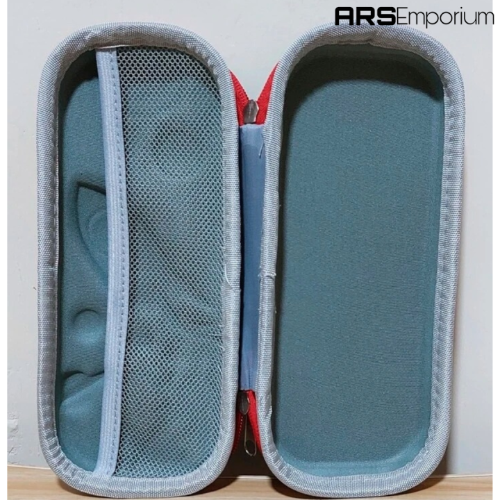 Astronaut%20and%20Space%20Theme%20Pencil%20Case%20%E2%80%93%20Cute%20Zipper%20Pouch%20for%20Kids%20&%20School%20-%20Image%206