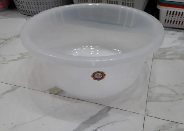 One%20SMALL%20Transparent%20Plastic%20Bath%20Tub%208%20Liters%20Random%20Colors%20-%20Image%205