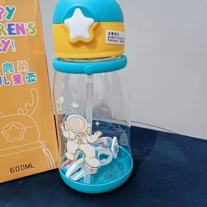 Kids%20Carton%20Water%20Cup%20%7C%20Bottle%20With%20LID%20&%20Straw%20%20For%20Kids%20%7C%20Boys%20%7C%20Girls%20%7C%20School%20%7C%20College%20%7C%20Out%20Door%20%7C%20450%20ML%20-%20Image%203