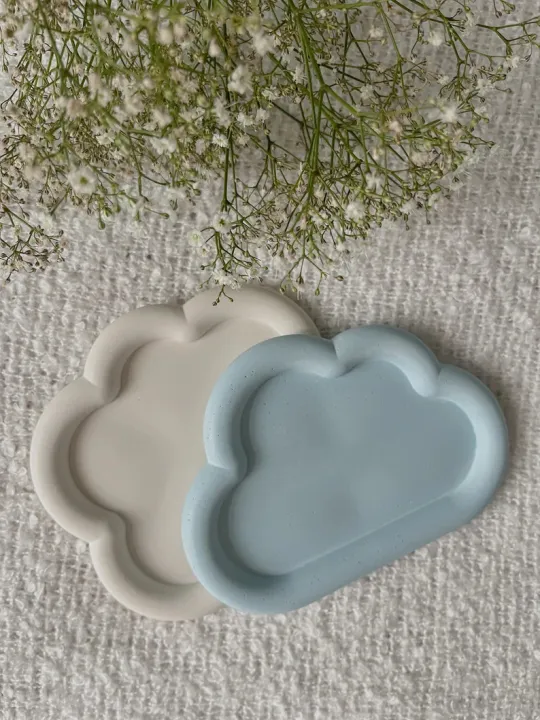 Cloud%20Tray%20-%20Cloud%20Jewelry%20Organizer%20-%20Cloud%20Accessory%20Holder%20-%20Ornament%20Cloud%20Dish%20-%20Vanity%20Cloud%20Tray%20-%20Minimalist%20%7C%20Aesthetic%20-%20Image%206
