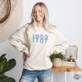 1989 Taylor Swift Oversized Crewneck Sweatshirt – Unisex Cotton, Vintage Design, Machine Washable. 
