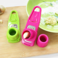 1/2PCs Multi Functional Ginger Garlic Grinding Slicer Mini Cutter Hand Press Grinding Crusher Chopper Kitchen Accessories. 