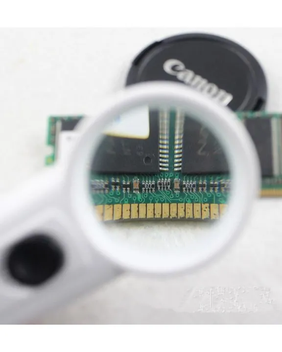 Hand%20Hold%20Magnifier%2015X%20Zoom%20Glass%20with%202%20LED%20Sharp%20Light%20-%20Image%203