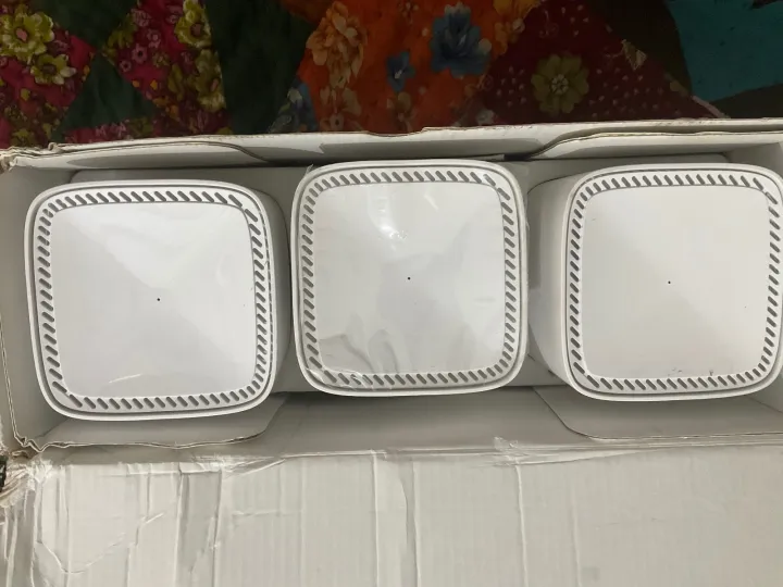 D-Link%20COVR%20AC1200%20Dual%20Band%20Wgole%20Home%20Mesh%20Wi-Fi%20System%20-%20Image%204