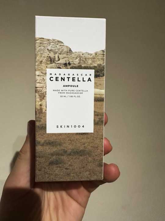 Centella%20Ampoule%20%E2%80%93%20Soothing%20&%20Repairing%20Serum%20-%20Image%202