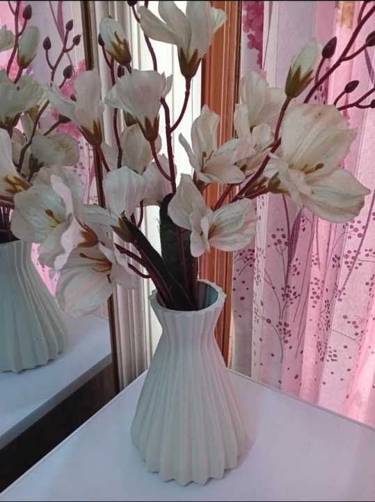 Unbreakable%20Plastic%20Flower%20Vase%206.5%20Inches%20Height%203%20Inches%20Diameter%20Durable%20Home%20Decor%20-%20Image%206