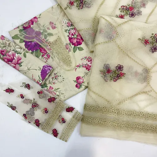 3%20Piece%20Unstitched%20Ladies%20Lawn%20Suite%20Baroque%20UF-652%20Organza%20Dupatta%20%7C%20Embroidered%20Chikankari%20Front%20&%20Heavy%20Sleeve%20Patches%20%7C%20Digital%20Printed%2090/70%20Lawn%20Shirt%20&%20Trouser%20%7C%20Premium%20Women's%20Wear%20Collection%20%7C%20Back%20Printed%20Design%20-%20Image%204