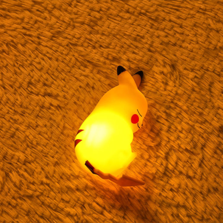 %E2%9A%A1%20Pok%C3%A9mon%20Pikachu%20Night%20Light%20%E2%80%93%20Cute%20LED%20Bedside%20Lamp%20for%20Kids%20&%20Anime%20Fans%20with%20box%20and%20gift%20bag%20-%20Image%206