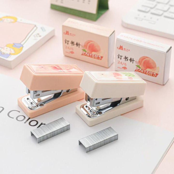 2024%20Ins%20Cute%20Peach%20Mini%20Stapler%20with%20400pcs%2024/6%20Staples%20Kawaii%20Bookbinding%20Machine%20Portable%20Paper%20File%20Documents%20Binder%20Office%20Myhappinessisyou%20-%20Image%202