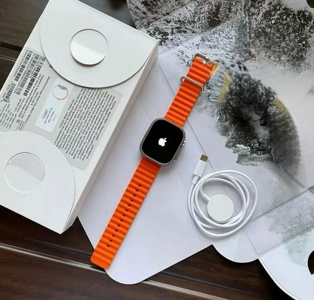 U8%20Ultra%20Apple%20Logo%20Smart%20Watch%20-%20FHD%20Display%20Water-Proof%20On%20and%20Off%20Logo%20Watch%20-%20Smart%20Watches%20for%20Girls%20and%20Boys%20-%20Image%202