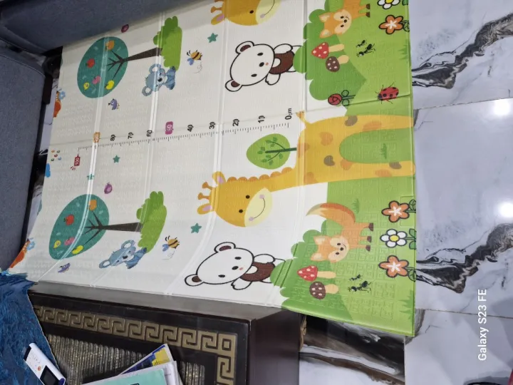 Baby%20Play%20Mat,%20Large%20Baby%20Crawling%20Mat%20Foam%20Reversible,Baby%20Care%20Playmat%20for%20Infants,%20Toddlers,%20Kids%20Indoor%20Outdoor%20Use%20(5feet%20x%206Feet)%20-%20Image%206