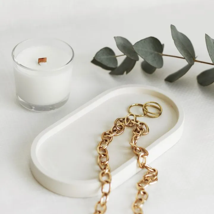 Decorative%20Oval%20jewellery%20dish,%20Beige%20jewellery%20tray,%20Oval%20Trinket%20Dish,%20Simple%20colour%20tray,%20Bathroom%20Accessory,%20Ceramic%20dish,%20trinket%20tray/Customized%20-%20Image%202