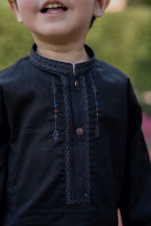 TodsnTeens%20Black%20Lawn%202pc%20set%20-%20Image%202