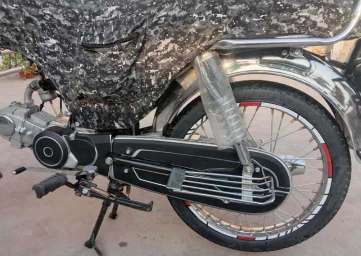 Footrest%20/%20paidan%20jali%20%20set%20%20for%20all%2070cc%20%20bike%20%20foot%20rest%20-%20Image%206