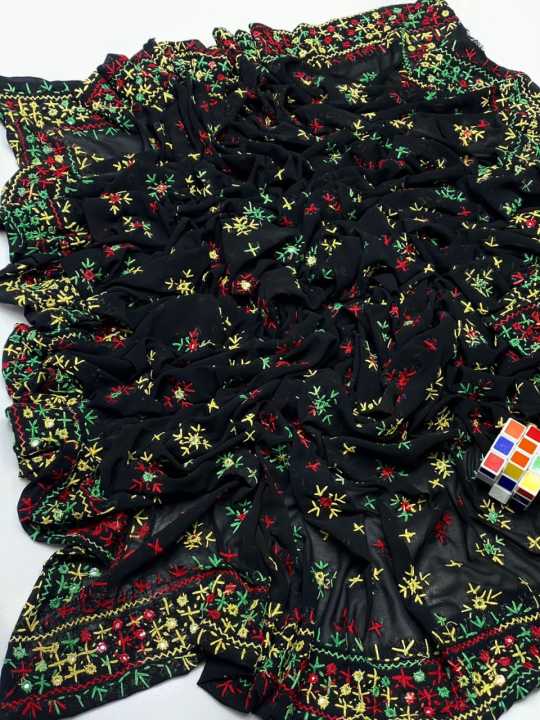 Multani%20Hand%20Made%20Embroidery%20Chadar%20-%20Image%204