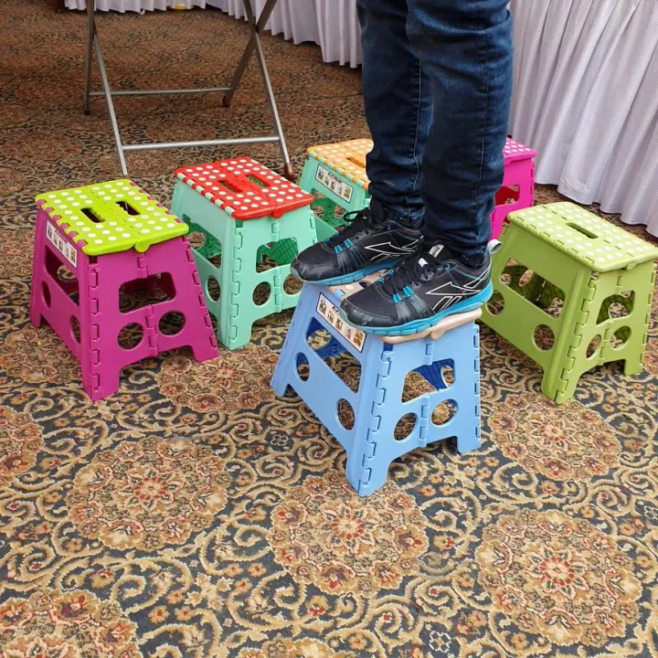 Folding%20Plastic%20Kitchen%20Step%20Foot%20Stool%20-%20Adults/Kids%20-%20Image%207