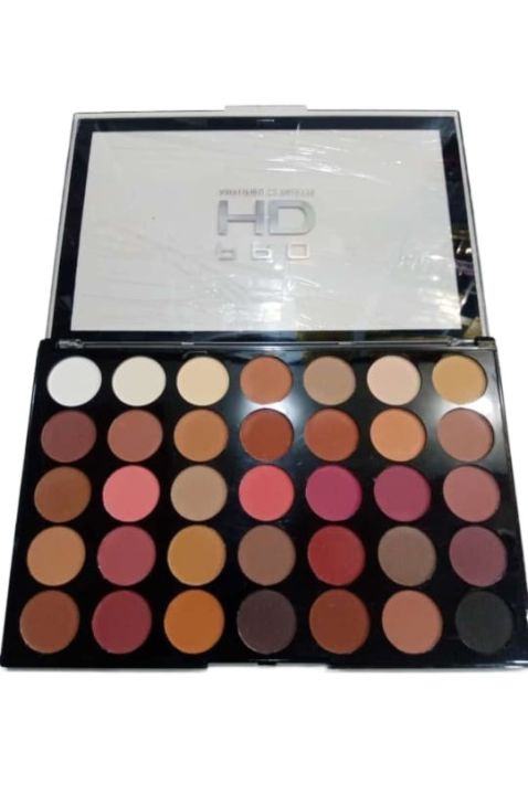 Revolution Matte Pro eyeshades palette - Revolution Pro HD Palette Amplified 35 Innovation