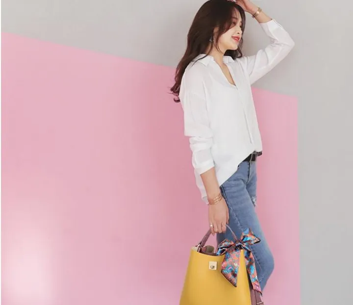 Branded%20leather%20handbags/%20designer%20bags/Chap%20Ladies%20Handbags/%20cross%20bag%20female%20big%20bag%20new%20Korean%20version/bucket%20bag%20yellow%20-%20Image%203