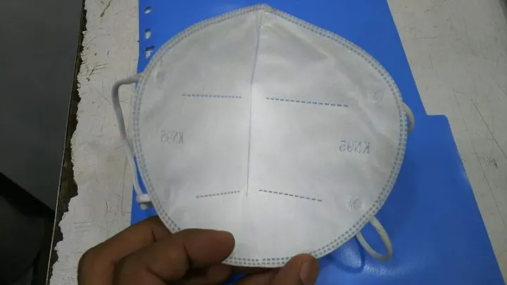 KN95%20FACE%20MASK%20INTERNATIONAL%20AND%20IMPORTED%20-%20Image%203