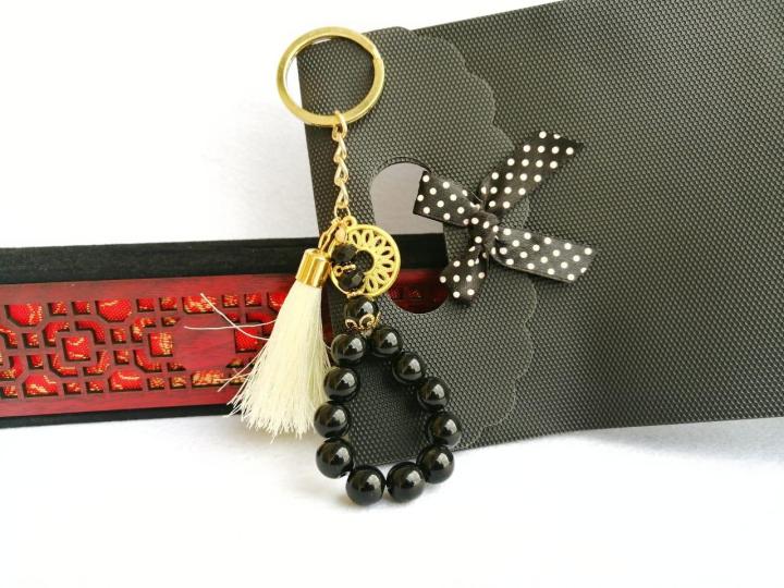 A%20Keychain%20%20A%20Turkish%20Style%20Keychain%20Black%20Beads%20With%20Tassel%20-%20Image%204