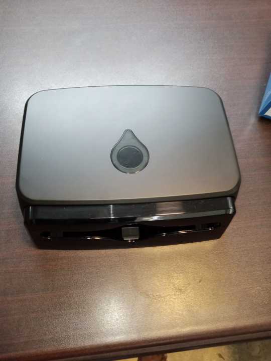 Tissue%20Dispensers%20Tissue%20Paper%20Dispense%20Paper%20for%20Office%20Hospital%20Bathroom%20washroom,%20Tissue%20dispenser%20wall%20mounted%20Commercial%20Toilet%20Tissue%20Paper%20Towel%20Holder%20M,%20C-Fold%20Multifold%20Paper%20Tissue%20roll%20holder%20Box%20Made%20in%20China%20Haisheng%20809-2%20Vilma%20farpood%20-%20Image%203