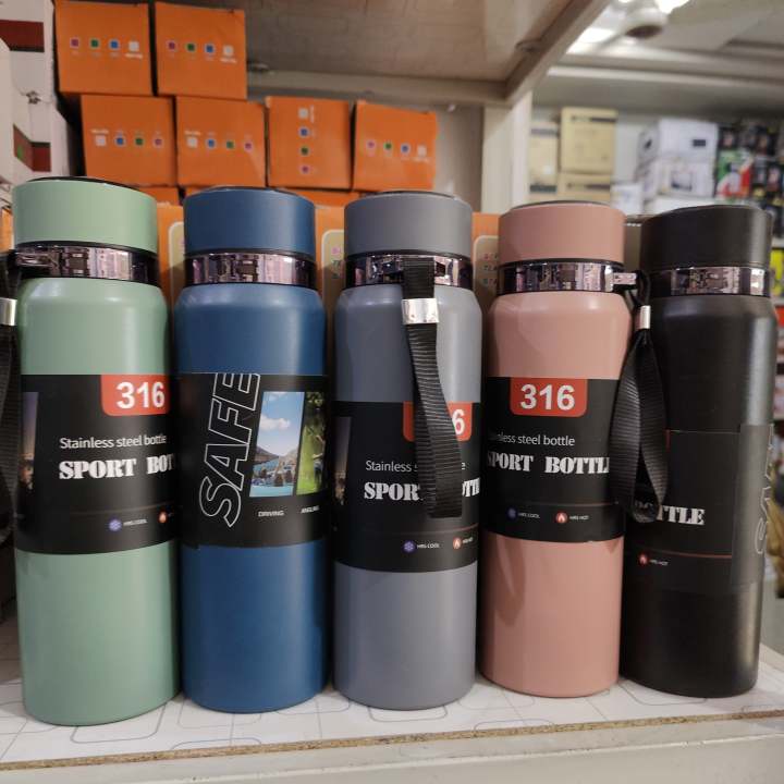 316%20Stainless%20Steel%20Sport%20Water%20Bottle%20%E2%80%93%20800ml%20%7C%20Temperature%20Display%20%7C%20Insulated%20Vacuum%20Flask%20for%20Hot%20&%20Cold%20Drinks%20-%20Image%204