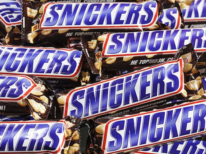 Snickers%20Chocolate%20Pack%20of%204%20Chocolates%20Bars%20-%2050%20gram%20each%20-%20Image%204