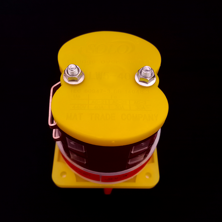 SOLO%2040A%20Change%20Over%20Switch%202P%20High%20Quality%20-%20Image%208