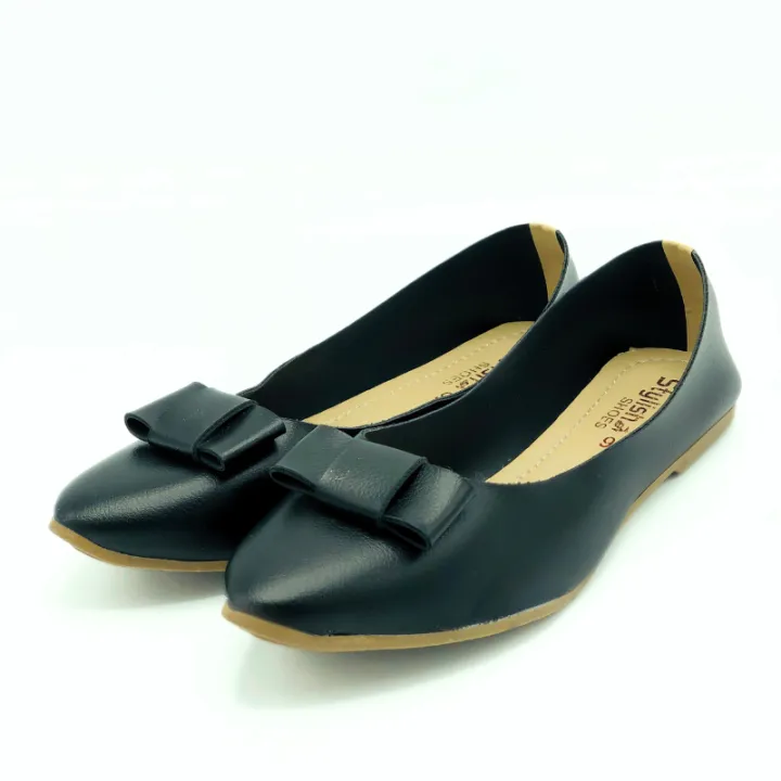 Ladies%20Black%20Pumps,%20Ultra-Light%20Faux%20Leather%20Flat%20Heel%20Slip-On%20with%20Bow-Tie%20Decoration,%20Comfortable%20and%20Trendy%20-%20Image%202