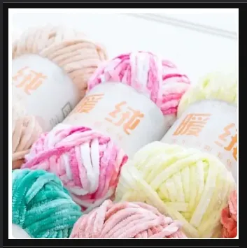 Super%20Soft%20Velvet%20Yarn%20Baby%20Chunky%20Blanket%20Yarn%20Chenille%20Fluffy%20Yarns%20for%20Knitting%20and%20Crochet%20-%20Image%202