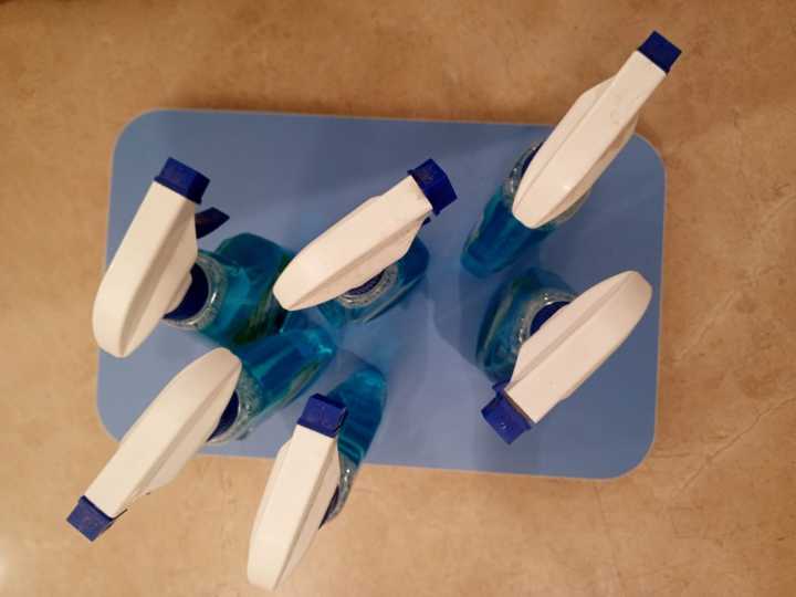 "Glint%20Premium%20Multi-Surface%20Cleaner%20500ML%20%E2%80%93%20Top%20Glass%20Cleaner,%20Mirror%20Cleaner%20&%20Car%20Mirror%20Cleaner%20for%20Streak-Free%20Shine%20Versatile%20Deep%20Clean%20Solution%20for%20Home,%20Automotive%20&%20Professional%20Use%20Non-Toxic%20Eco-Friendly%20Formula%20for%20Best%20Results%20Multi-Surface%20-%20Image%208