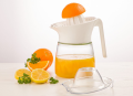 Limon Manual Citrus Juicer With Glass Jug and Pictures. 