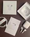 Wireless Bluetooth Connecting Earpods White Color Water Proof Stereo Supported Heatset. 