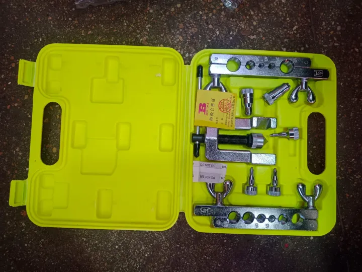 Flaring%20Tool%20&%20Swaging%20Tool%20Kit%20for%20HVAC,%20Tubing,%20Copper%20Pipe%20Flaring%20with%20Tubing%20Cutter%20and%20Ratchet%20Wrench,%2045%20Degrees,%20Blue%20-%20Image%202