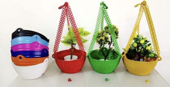 Plastic Hanging Chain Pots for Garden plants Flowers pack of 1,2,4,5,6 ...