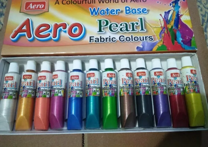 Pearl%20Fabric%20Colors%20Set%20Of%2012%20Colours%20For%20Artists%20-%20Image%203