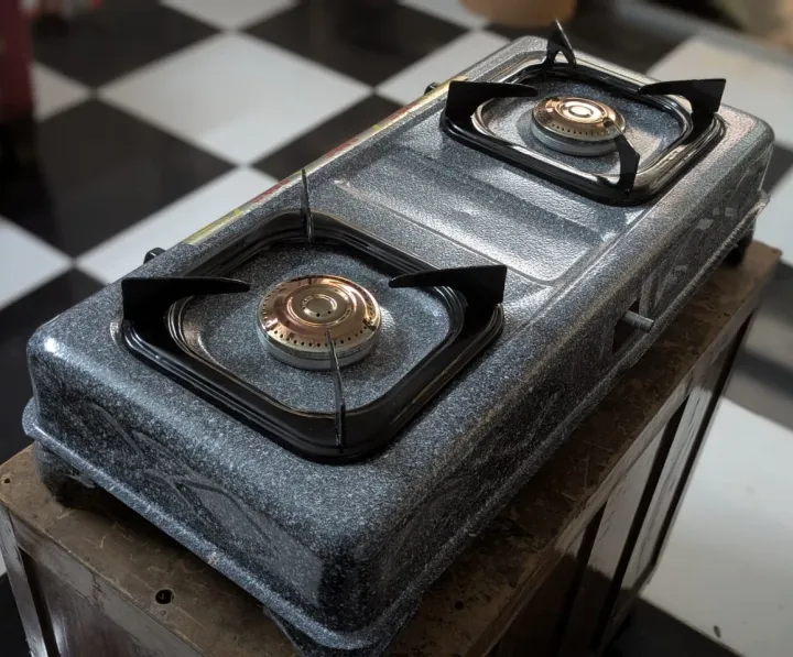 Pak%20MasterChef%202-Burner%20Gas%20Stove%20%7C%20Dual%20Steel%20Burners%20%7C%20Heavy%20Gauge%20Rust-Proof%20Body%20%7C%20Powder-Coated%20Trivets%20%7C%20NG/LPG%20Compatible%20-%20Image%205
