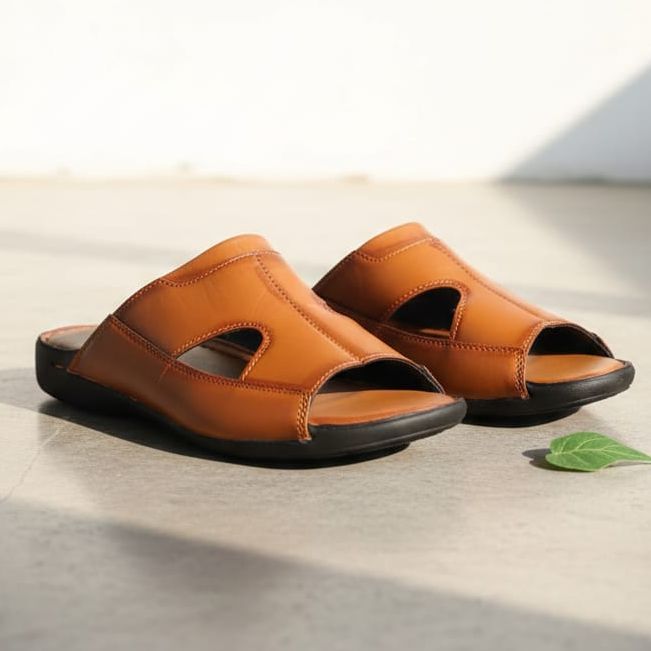 pure%20Leather%20house%20slippers%20for%20Men-Leather%20chappal%20for%20Gents.stylish%20slippers%20for%20men%20-%20Image%203