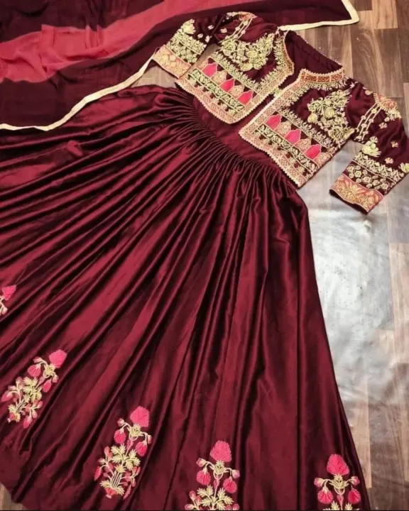 Women's%20Embroidered%20Silk%20Maxi%20with%20Koti%20Formal%20Party%20and%20Wedding%20Dress%20-%20Image%206